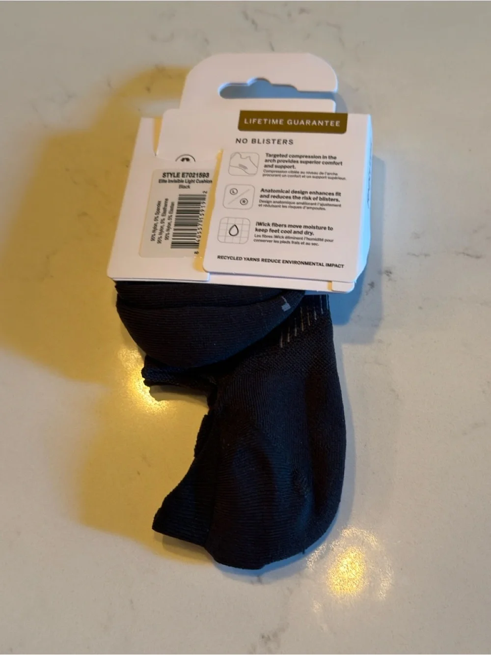**NEW** Feetures Elite Invisible Light Cushion Black Socks L (W 10-13) **NWT**